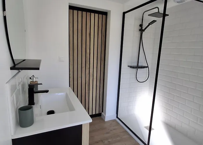 L'instant Precieux Vakantiehuis Longué